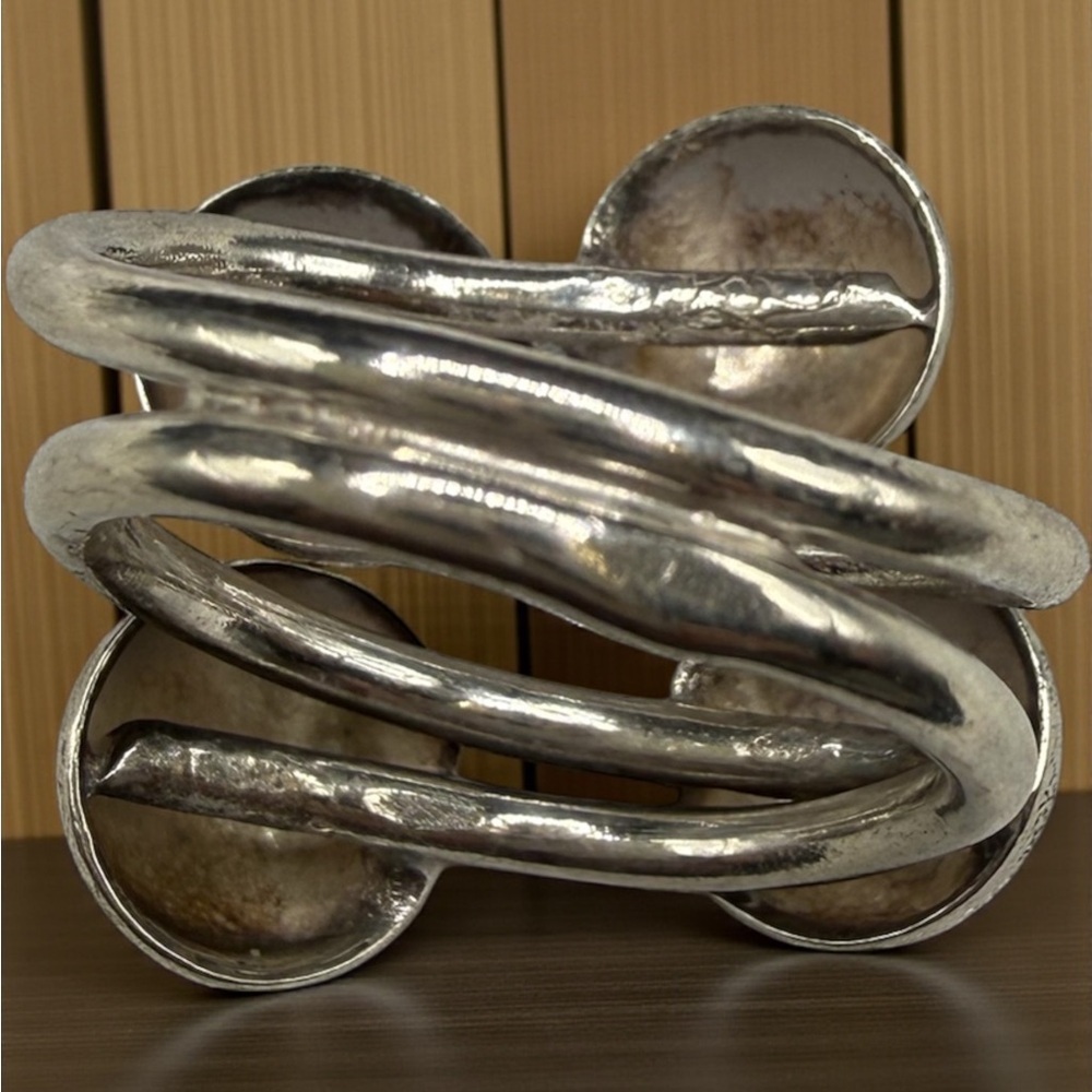 Chunky  Sterling Silver Women's Ring 9.34 grams stamped weight: 17.05 G - Picture 10 of 15